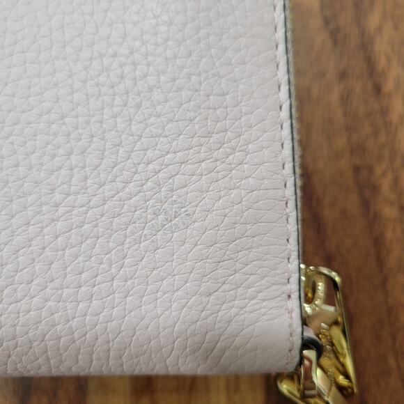 Michael Kors Jet Set Continental Wristlet in Pebbled Leather - Picture 11 of 12